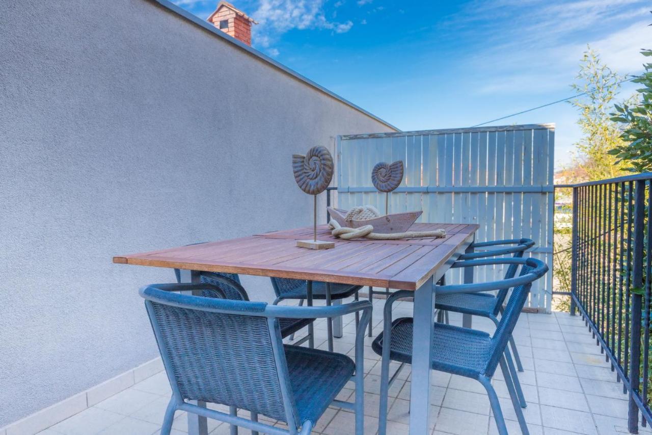 Apartments Adriatic Криквеница Екстериор снимка